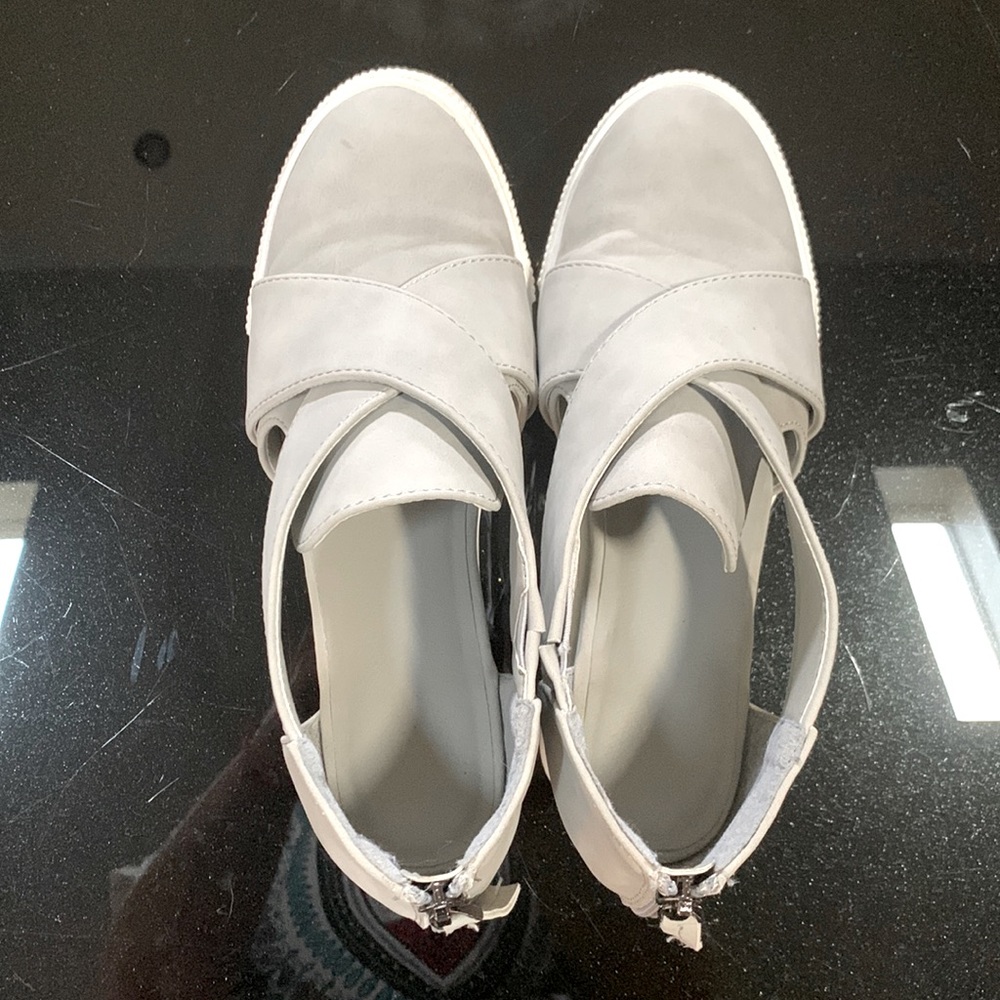 Fashion wedge sneakers